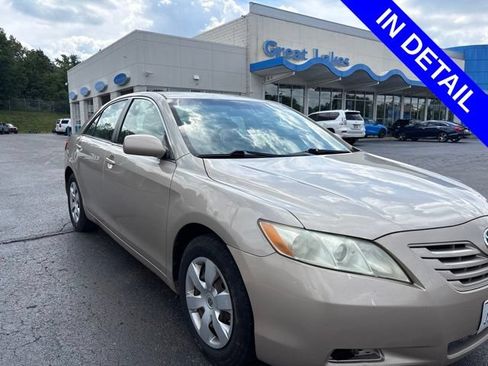 Used 2008 Toyota Camry LE FWD image 1