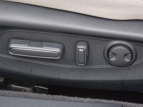 Used 2023 Honda Accord EX image 8