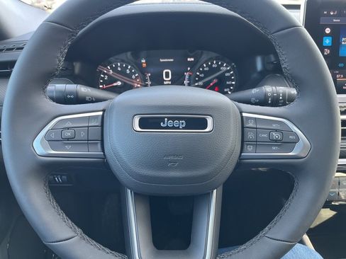 New 2026 Jeep Compass Limited image 20