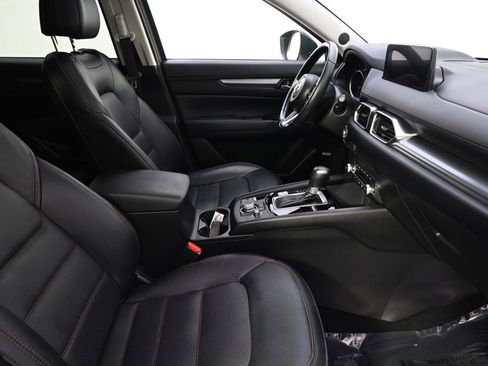 Used 2021 MAZDA CX-5 Touring w/ Touring Preferred SV Package image 17