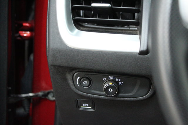 Used 2024 GMC Terrain SLE w/ Driver Convenience Package AWD/4WD image 15