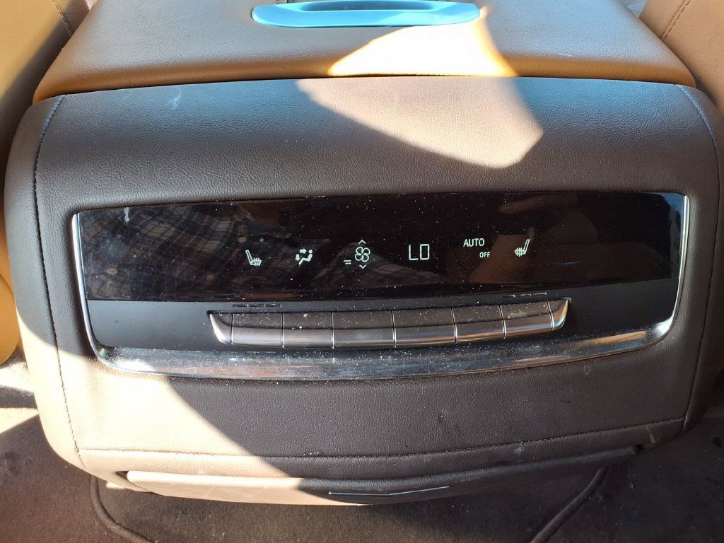 Used 2024 Cadillac Escalade Sport w/ Touring Package AWD/4WD image 16