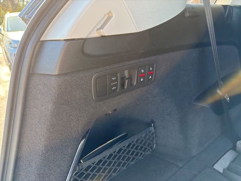 Used 2021 Audi Q7 3.0T Prestige w/ Prestige Package image 32