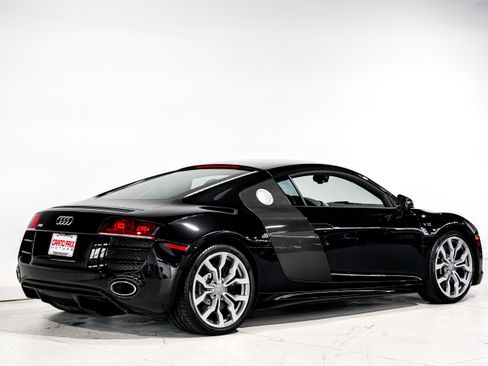 Used 2010 Audi R8 V10 image 3