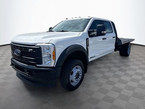Used 2023 Ford F550 4x4 Crew Cab Super Duty image 3