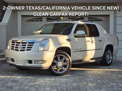 Used 2007 Cadillac Escalade EXT Base AWD 4dr Crew Cab SB w/ Information Package