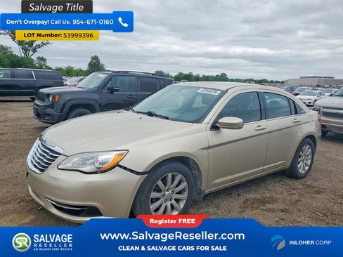 Used 2013 Chrysler 200 Touring FWD image 1