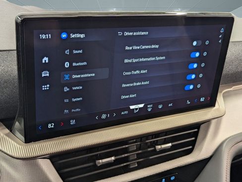 New 2026 Ford Explorer Active w/ Active Comfort Package image 29