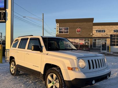 Used 2014 Jeep Patriot Latitude w/ Sun/Sound Group