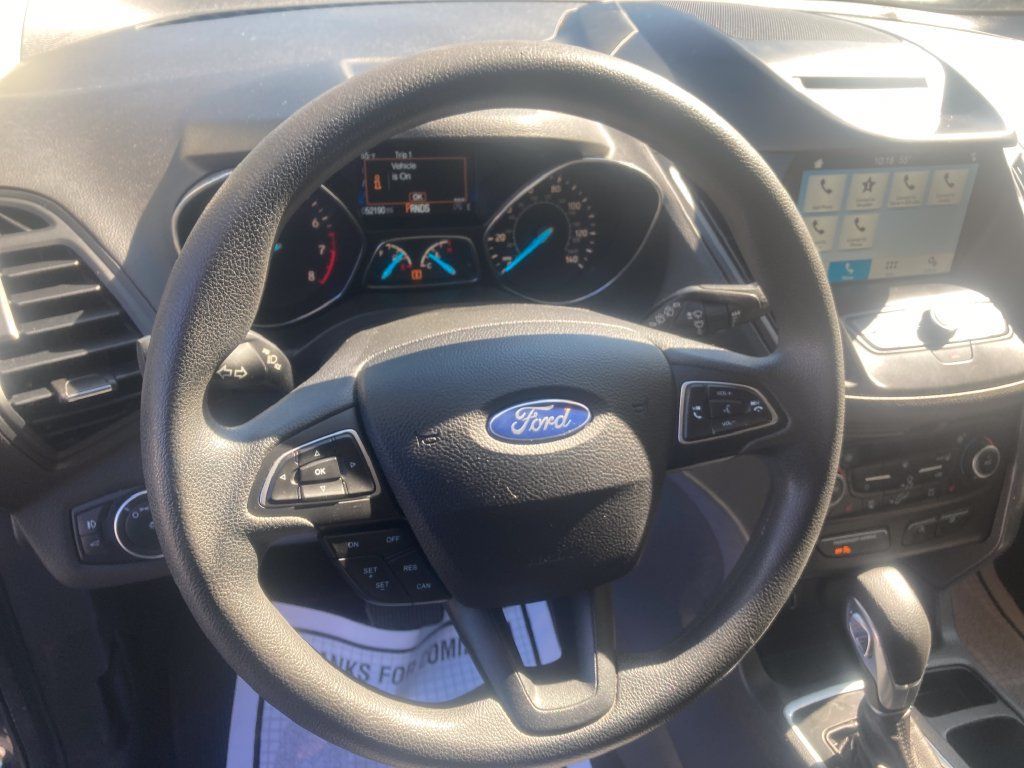 Used 2018 Ford Escape SE w/ SE Sync 3 Package AWD/4WD image 18