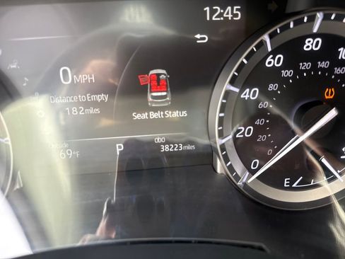 Used 2022 Toyota Highlander XLE image 16