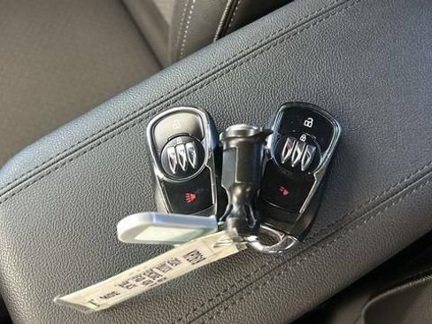 Used 2024 Buick Encore GX Preferred FWD image 30