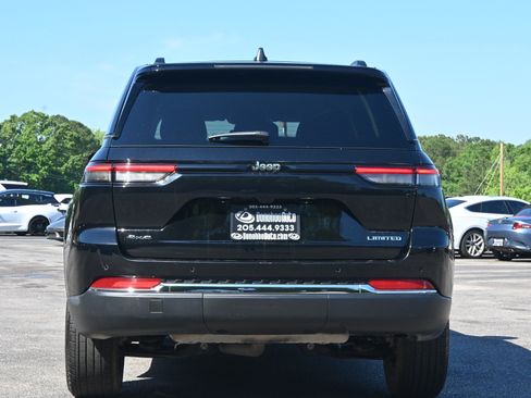 Used 2023 Jeep Grand Cherokee Limited image 8