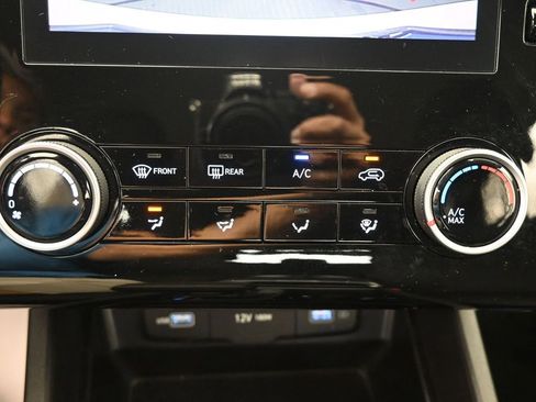 Used 2024 Hyundai Tucson SE image 33