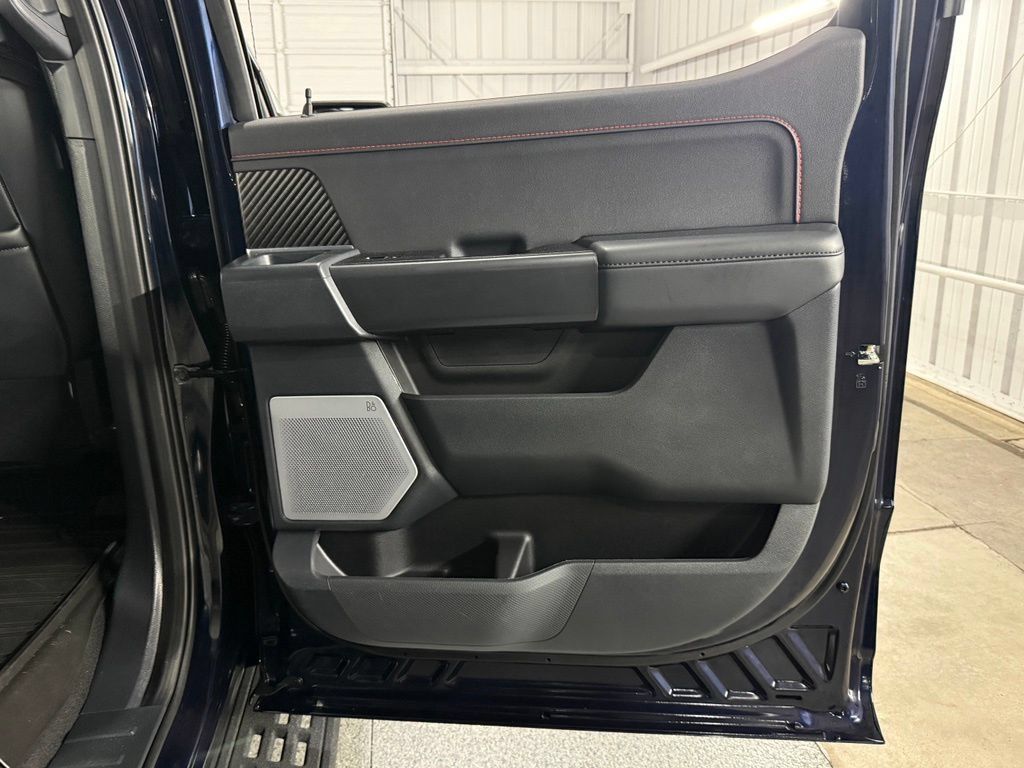 Used 2025 Ford F150 Raptor AWD/4WD image 31