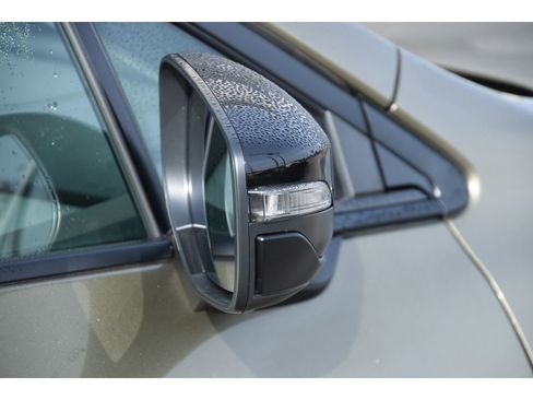 Certified 2025 Subaru Outback Onyx Edition image 30