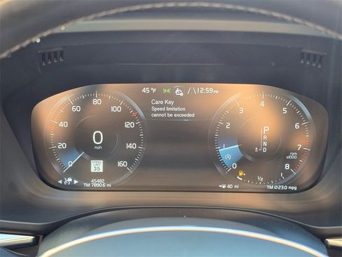 Used 2021 Volvo XC60 T5 Momentum w/ Advanced Package image 59