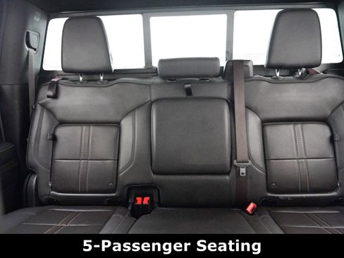 Used 2024 Chevrolet Silverado 1500 High Country w/ Technology Package image 37