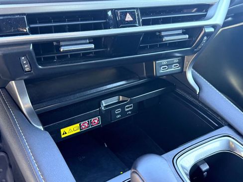 Certified 2025 Lexus RX 350 Premium image 23