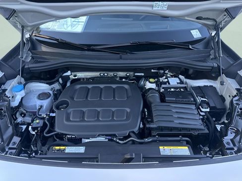 New 2026 Volkswagen Tiguan SE R-Line image 27