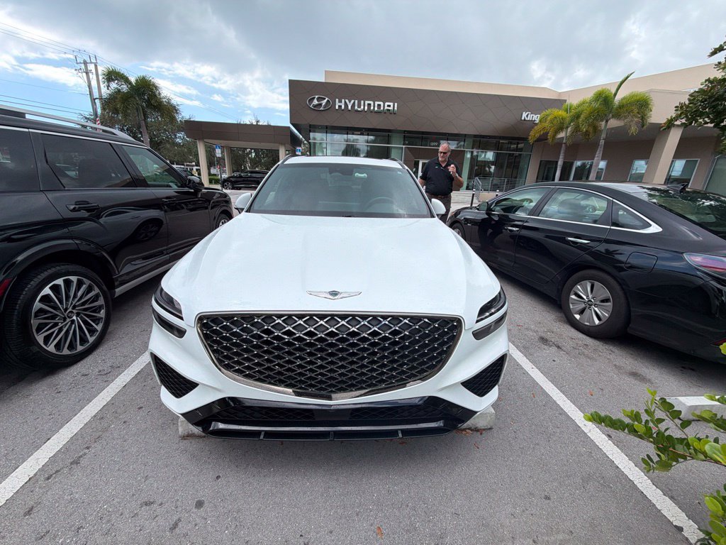 Certified 2024 Genesis GV70 3.5T Sport AWD/4WD image 3