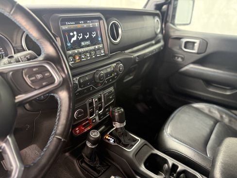 Used 2021 Jeep Wrangler Unlimited Rubicon 4xe w/ Steel Bumper Group image 19