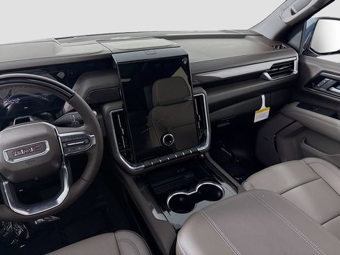 New 2026 GMC Yukon Elevation w/ Elevation Premium Package AWD/4WD image 24