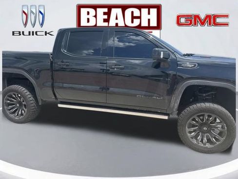Used 2022 GMC Sierra 1500 Denali Ultimate AWD/4WD image 2