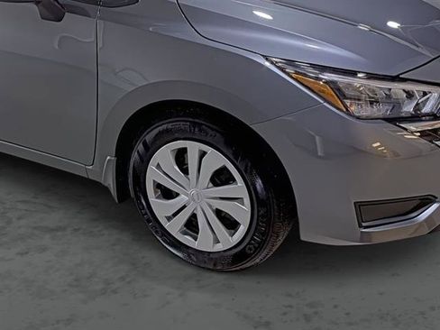 Used 2025 Nissan Versa S w/ Trunk Package FWD image 14