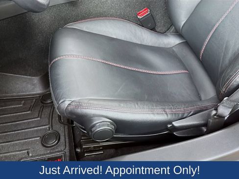 Used 2019 MAZDA MX-5 Miata Grand Touring RWD image 24