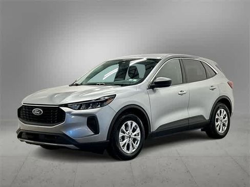 Used 2023 Ford Escape Active image 1