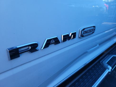 Used 2022 RAM 3500 Limited image 8