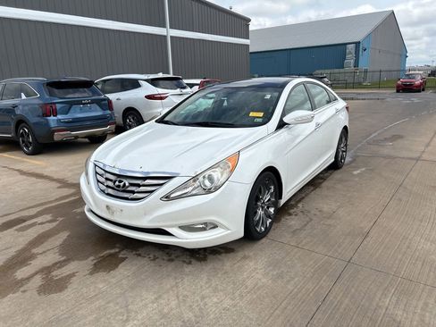 Used 2012 Hyundai Sonata Limited w/ Navigation Pkg image 1