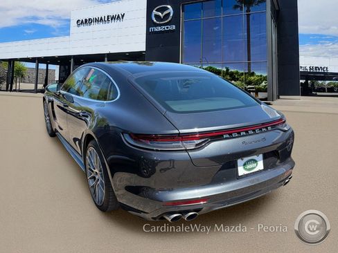 Used 2022 Porsche Panamera 4S w/ Premium Package AWD/4WD image 3