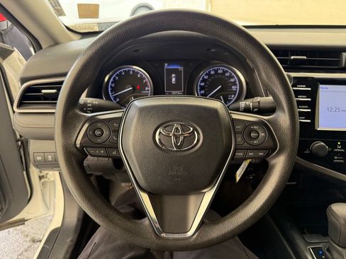 Used 2020 Toyota Camry LE w/ Carpet Mat Package FWD image 21