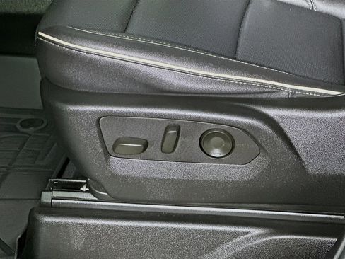 Used 2024 Chevrolet Tahoe Premier image 22