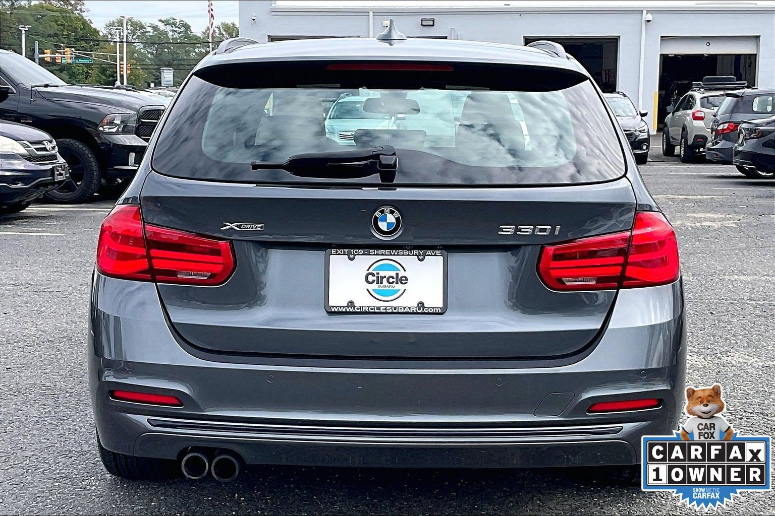 Used 2017 BMW 330i xDrive Wagon AWD/4WD image 4