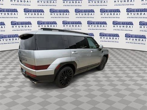 Used 2025 Hyundai Santa Fe Calligraphy image 8