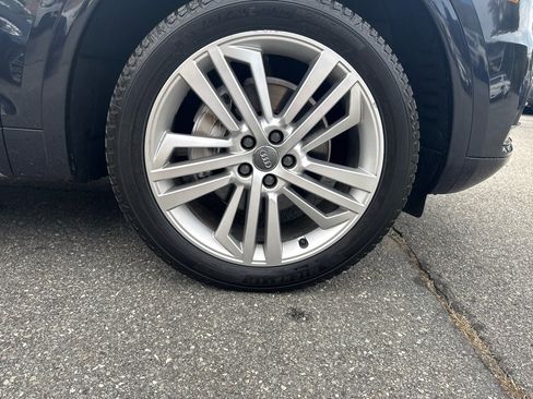 Used 2018 Audi Q5 2.0T Premium Plus w/ Premium Plus Package image 20