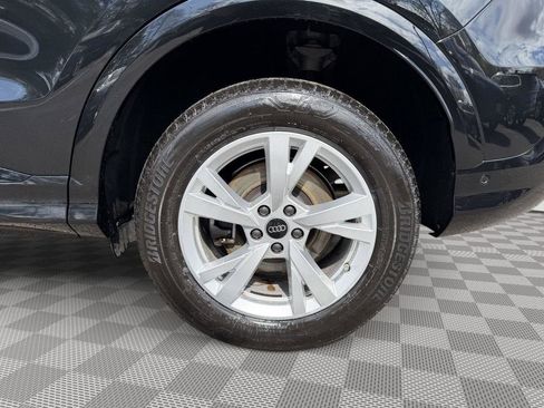 Used 2025 Audi Q5 Premium w/ Convenience Package AWD/4WD image 8