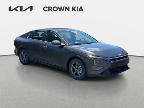 New 2026 Kia K4 FWD image 3