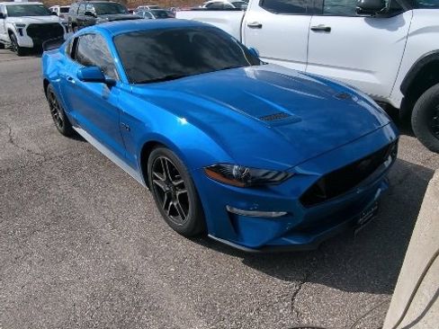 Used 2019 Ford Mustang GT image 5