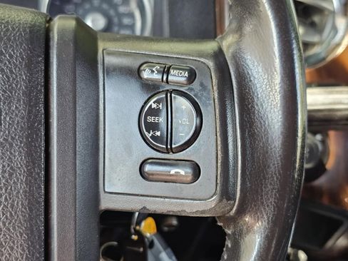 Used 2015 Ford F250 Lariat w/ Lariat Interior Package image 20