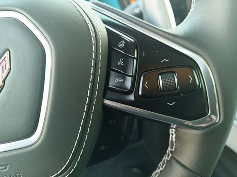 Used 2023 Chevrolet Corvette Stingray Premium Conv w/ Z51 Performance Package image 10