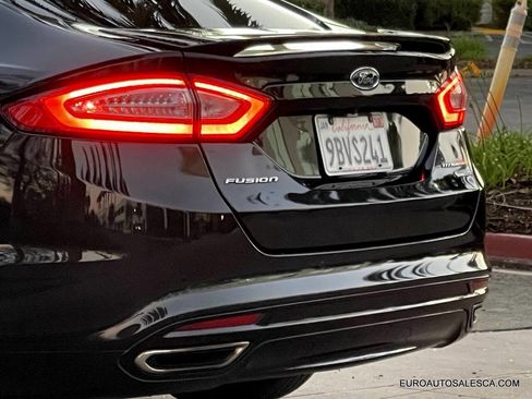 Used 2014 Ford Fusion Titanium image 5