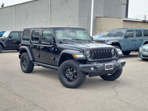 Used 2025 Jeep Wrangler Unlimited Sport S 4xe image 30
