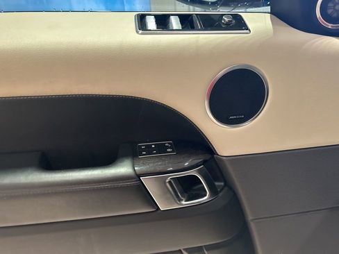 Certified 2020 Land Rover Range Rover Sport HSE image 3