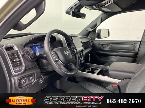 New 2026 RAM 1500 Express AWD/4WD image 10