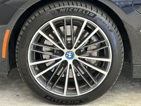 Used 2023 BMW 530e w/ Convenience Package RWD image 12