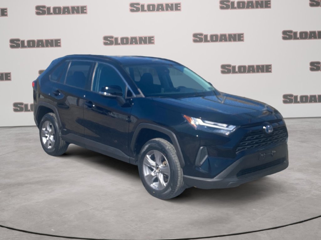 Used 2023 Toyota RAV4 LE AWD/4WD image 7
